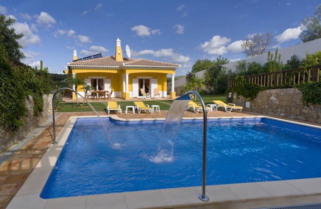 Villa Amarela is a beautiful, spacious villa with private pool