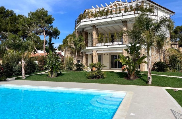 Villa Aquamarina Pintadera Blu