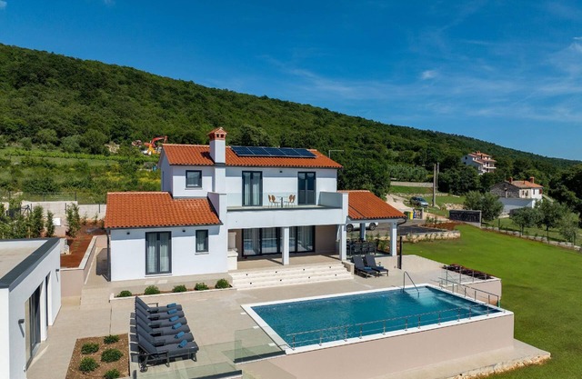 Villa Astrid 5 stars