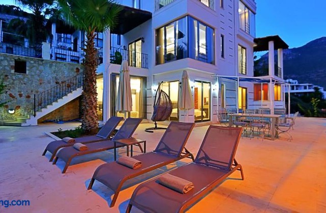 Villa Asya