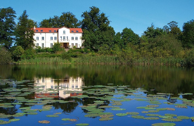 Villa at the Trump | Apartment "Cottage" | Right on the lake