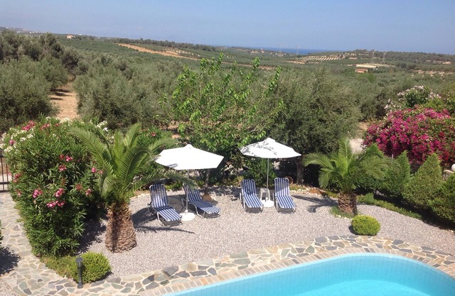 Villa Athina on Crete near Rethymno and the beach