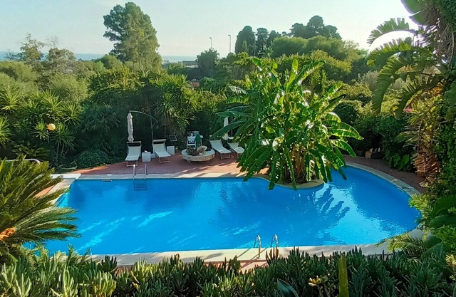 Villa Barbara A show every dawn