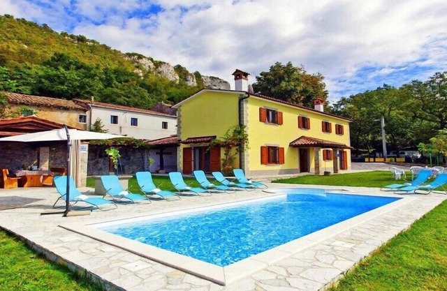 Villa Bella Vista near Ucka Nature Park