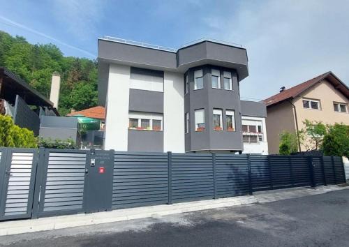 Villa Berta Tuzla - 302 Deluxe Apartment - Free Private Secured Parking