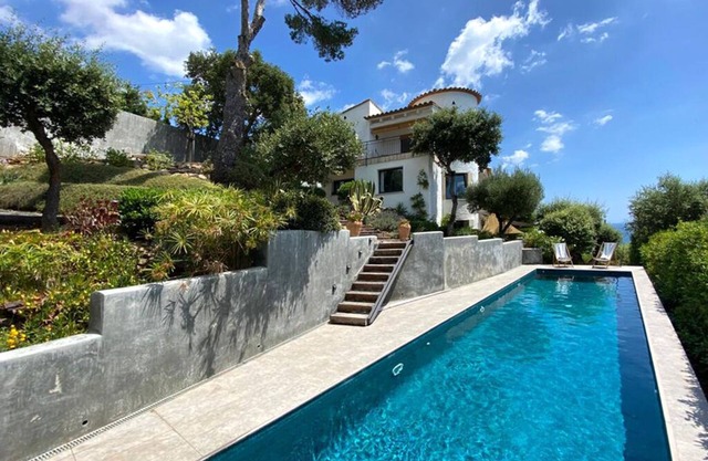 Villa "Between sky and sea"