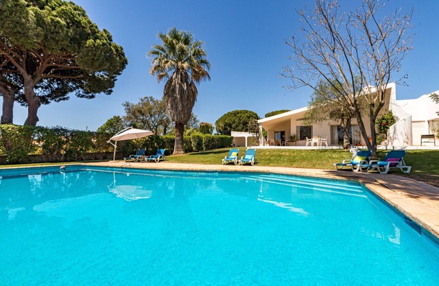 Villa Bolota, a traditional style house with 5 bedrooms & 3 bathrooms