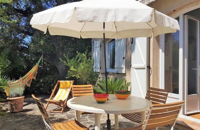 Villa Bormes-les-Mimosas, 2 bedrooms, 6 persons