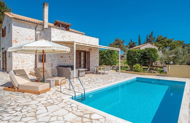 Villa Boscheto Tria - Three Bedroom Villa, Sleeps 6