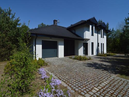 Villa by Lake in Borne Sulinowo