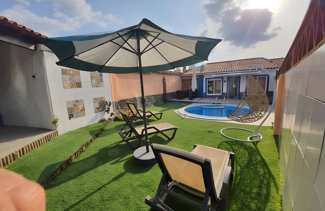Villa 'Cantinho De Paz' with Private Pool, Wi-Fi and Air Conditioning