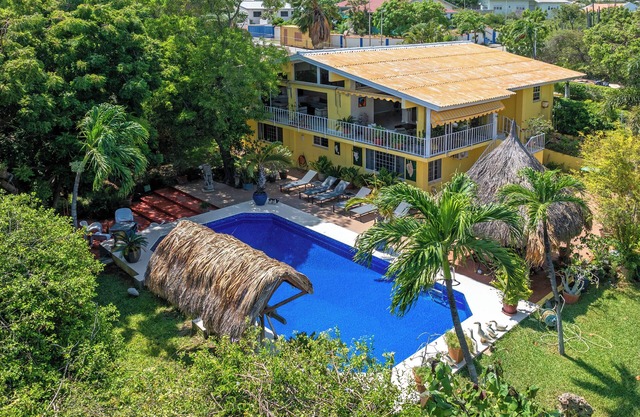 Villa Cas Grandi met Curaçaose Hofi Vakantievilla Curacao Voor 4-10 Personen
