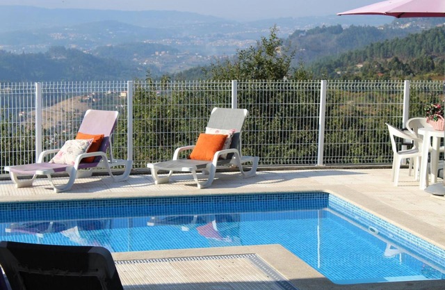 Villa 'Casa Da Calçada' with Mountain View, Private Pool and Wi-Fi