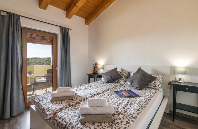 Villa Casa Ida is a charming retreat with pool in Istria with authentic building elements, lavish appearance and comfortable furnishing with the capacity of 8 beds.
