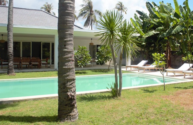 Villa Cocody , 5 minutes waking distance from the most famous beach of Lombok