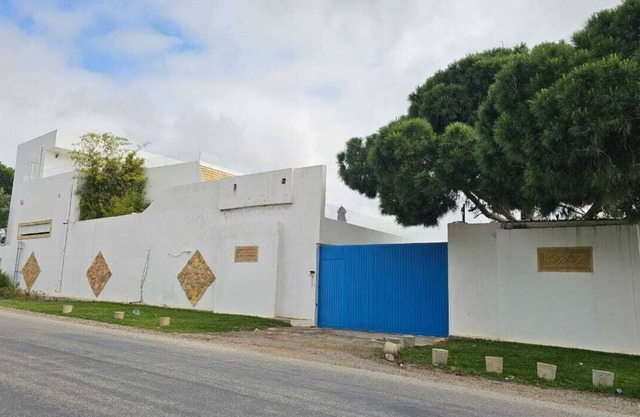Villa De Campagne with swimming pool