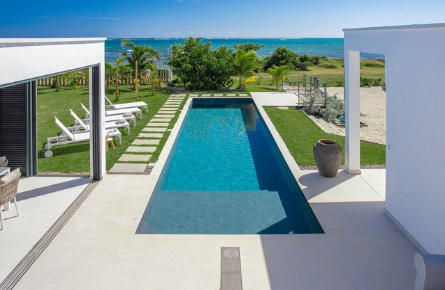 Villa de Standing, bord de mer