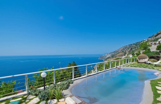 Villa degli angeli 10, Luxury Villa between Positano and Amalfi, private pool.