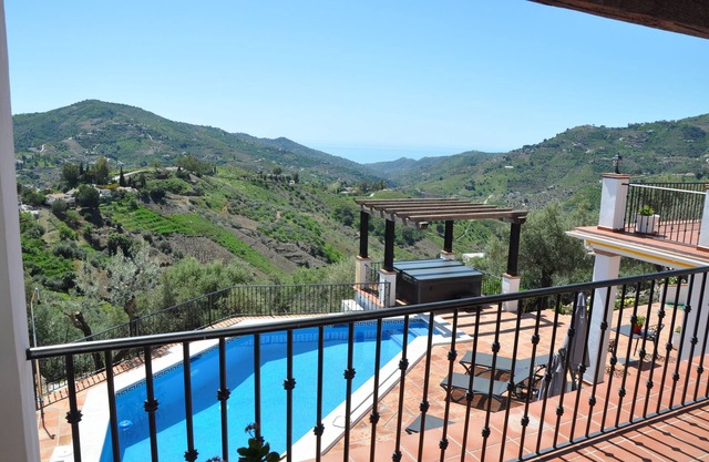 Villa El Dorado B&B and Wellness