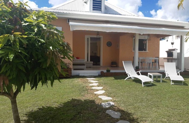 Villa Entière à Disposition Avec une où Deux Chambres