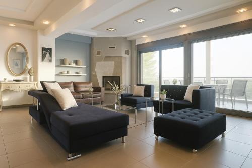 Villa Erytha - Serene Retreat with Views & Garden