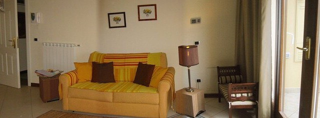 Villa Floriana C, fully refundable with voucher*: An elegant and welcoming apartment immersed in a splendid landscape, in the heart of a wonderful little town, with Free WI-FI.