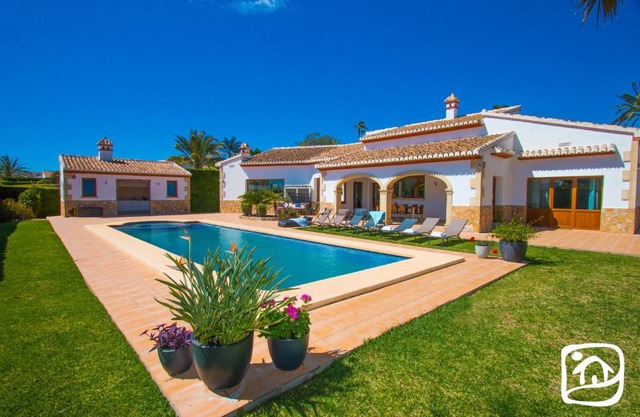 Villa Harmony by Abahana Villas