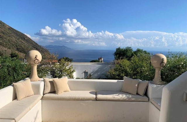 Villa Il Melograno - sea and garden view