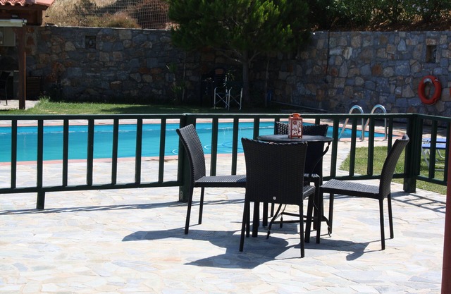 Villa "iliothea" seaside Milatos Crete, swimming pool ,bbq, up 15 people
