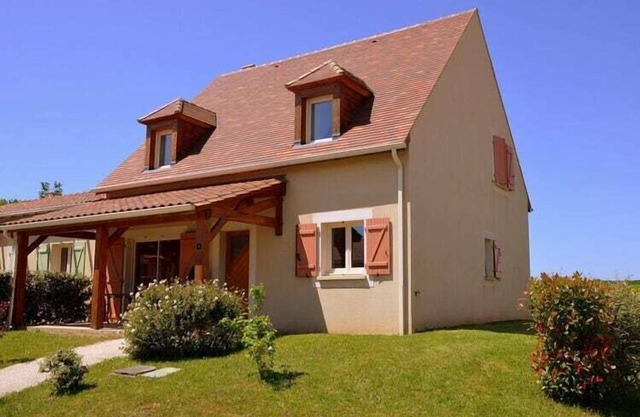 Villa in Lanzac with Private Garden