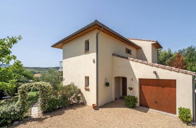 Villa in Limoux with Private Pool & Mountain Views