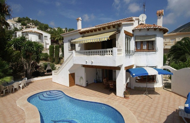 Villa in Moraira with Sea Views & Private Pool