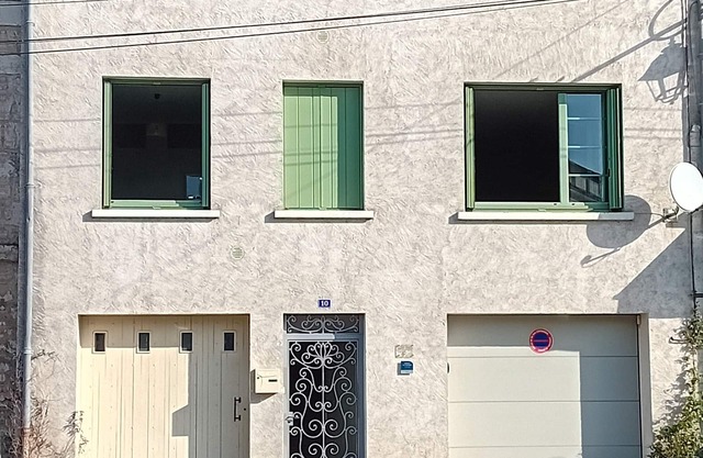 Villa in the center of Brantôme with terrace + garage