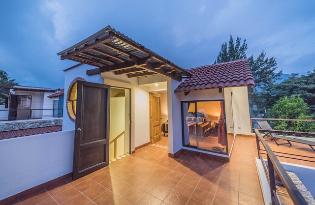 VILLA JUCANYA 3, *100% SANITIZED*