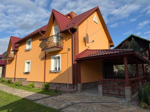 ViLLA KUMANETS