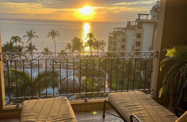 Villa La Estancia - 5-Star Luxury Resort - 7th Floor Villa with Incredible View