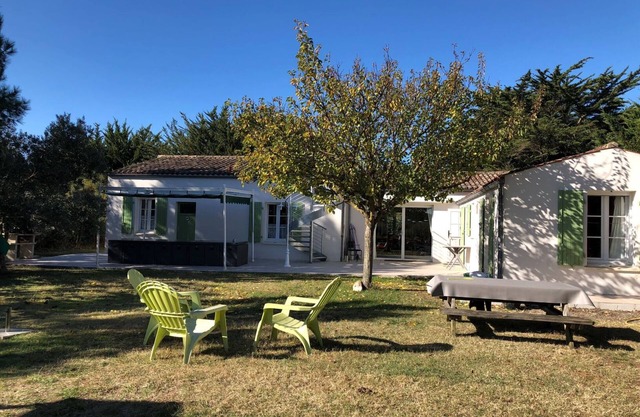 Villa La Léinade – Spacious, Fully Equipped, Perfect for Families & Groups
