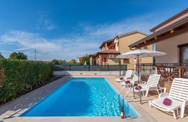 Villa Leonie with Private Pool and garden