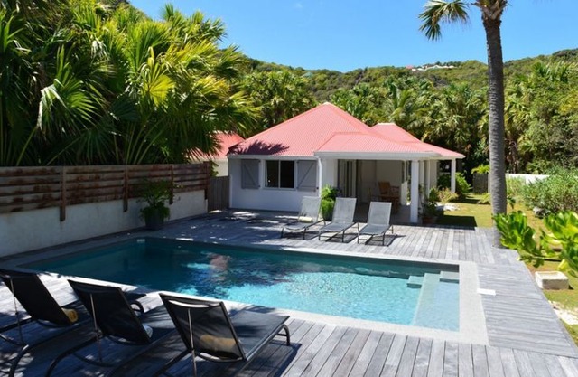 Villa Les Sables - Beach Front - Located in Fabulous Lorient Beach with Private Pool