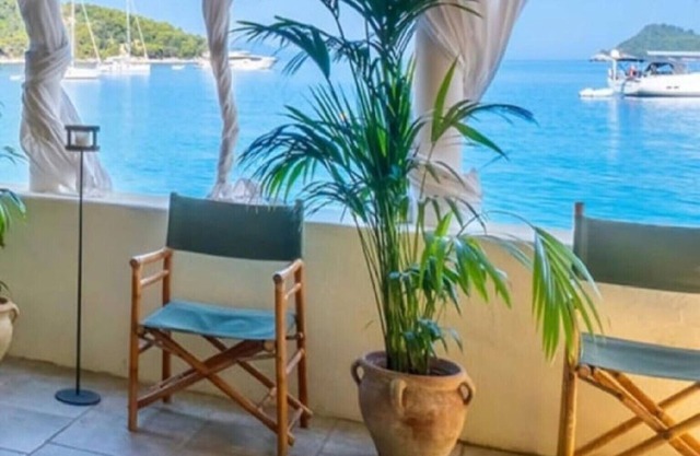 Villa Lola - Four Bedroom Villa with Sea View