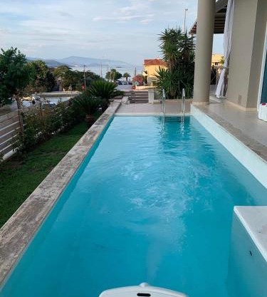 Villa Luminous