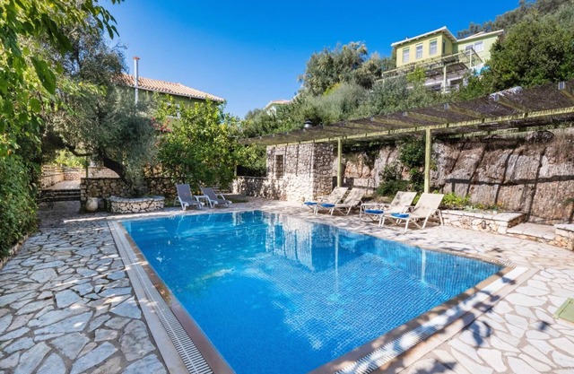 Villa Maistro - Two Bedroom Villa, Sleeps 4