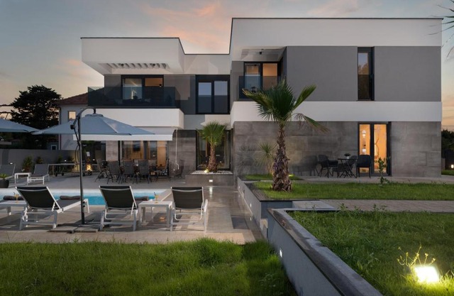 Villa N Drage