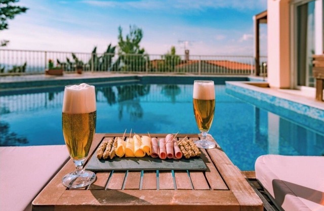 Villa Politia Luxury Villa with a Spectacular City View