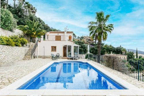 Villa Q