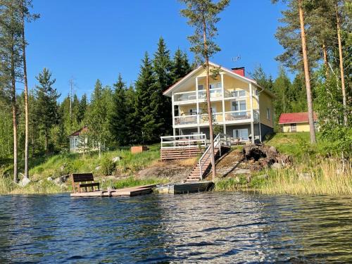 Villa Rantakallio with jacuzzi
