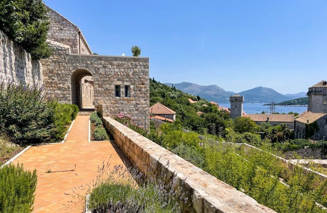 Villa Reverie - Seven Bedroom Villa, Sleeps 14