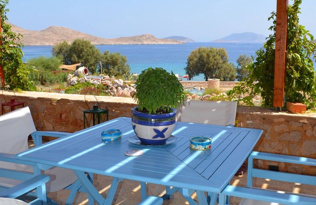 Villa Romanza beach front