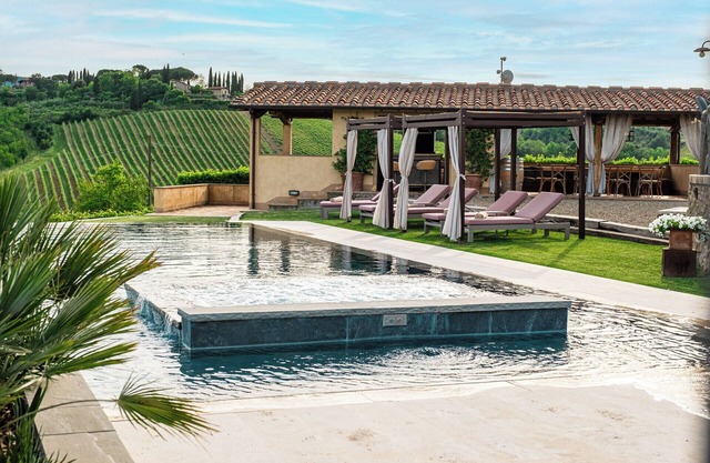 Villa Sarah Luxury Villa a San Gimignano 5 room en suite swimming pool spa