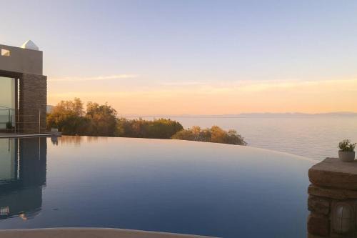 Villa Scorpio - Infinity Pool Endless Blue Escape